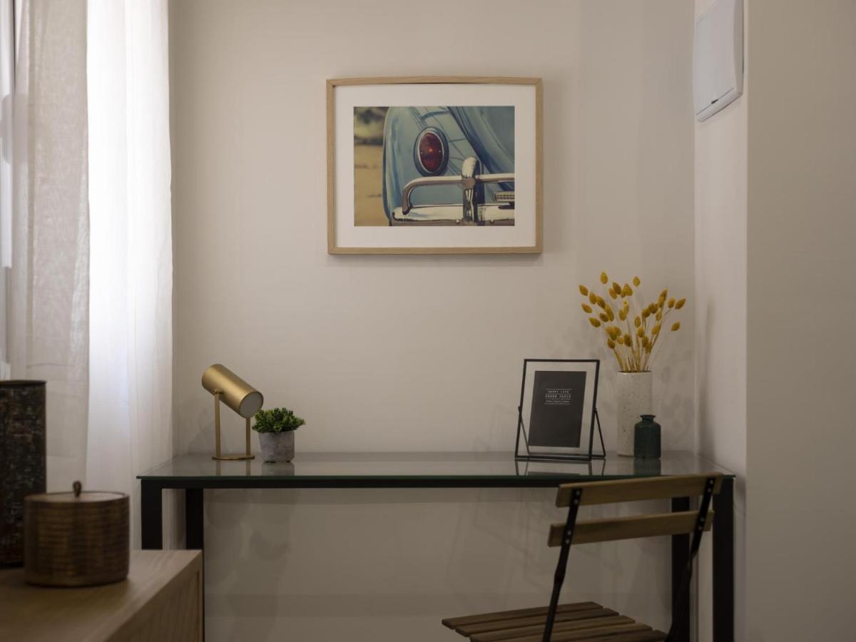 Beautiful Blue Triana Apartment Sevilla Exteriör bild